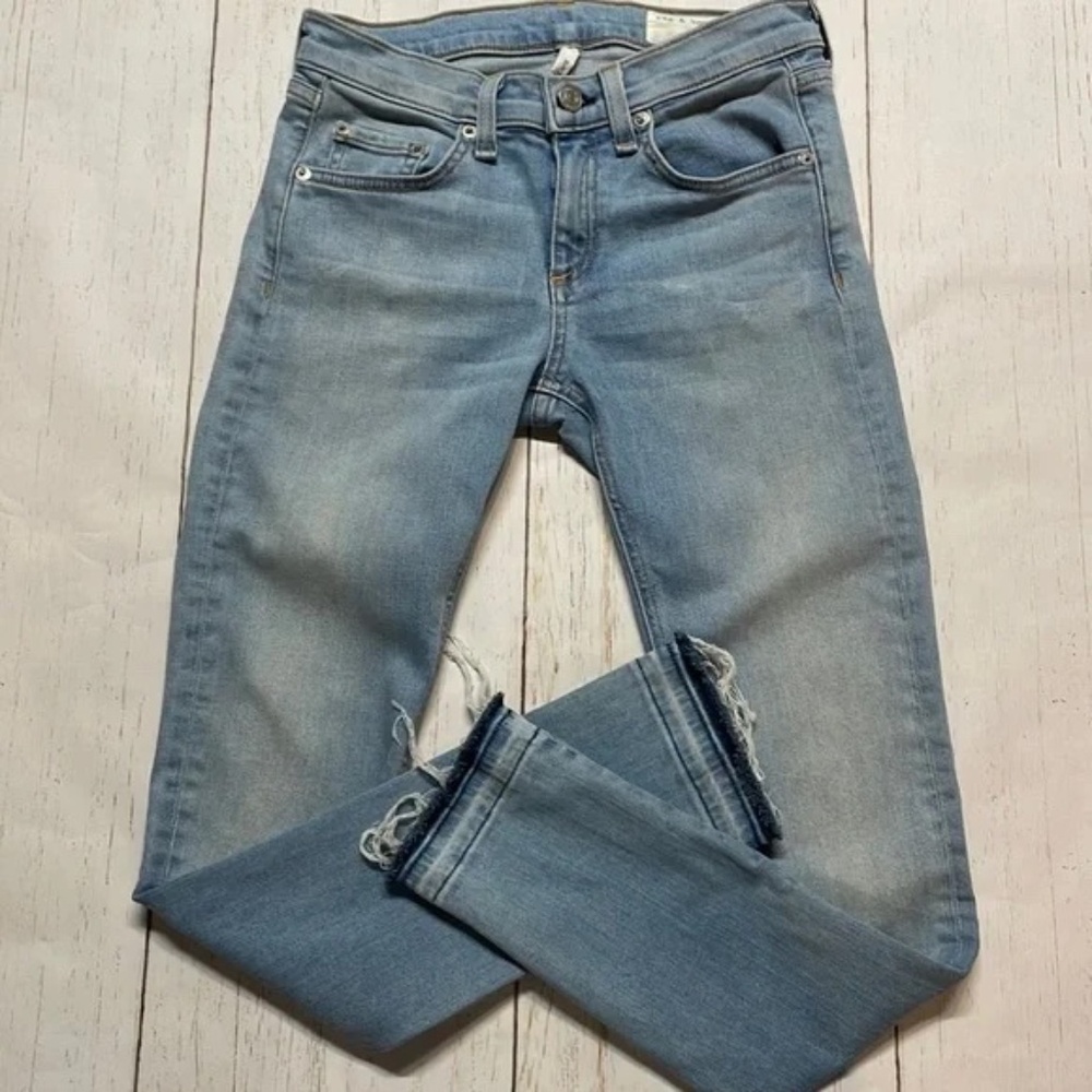 LIKE NEW! Women's Rag & Bone Wiley Capri Skinny Jeans - 26